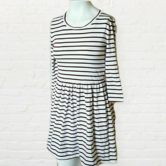 Forever 21 Red & White striped dress size small - Picture 1 of 9